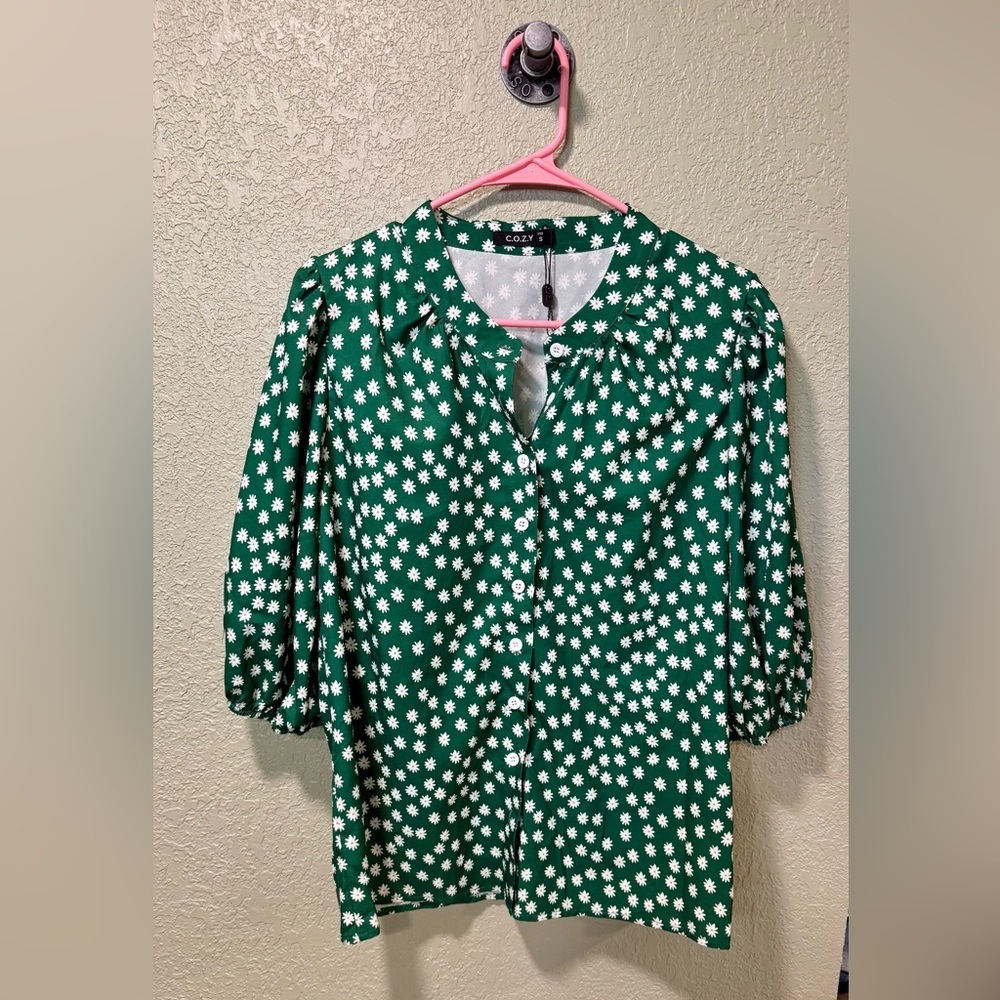 Green Floral Womens C.O.Z.Y Blouse